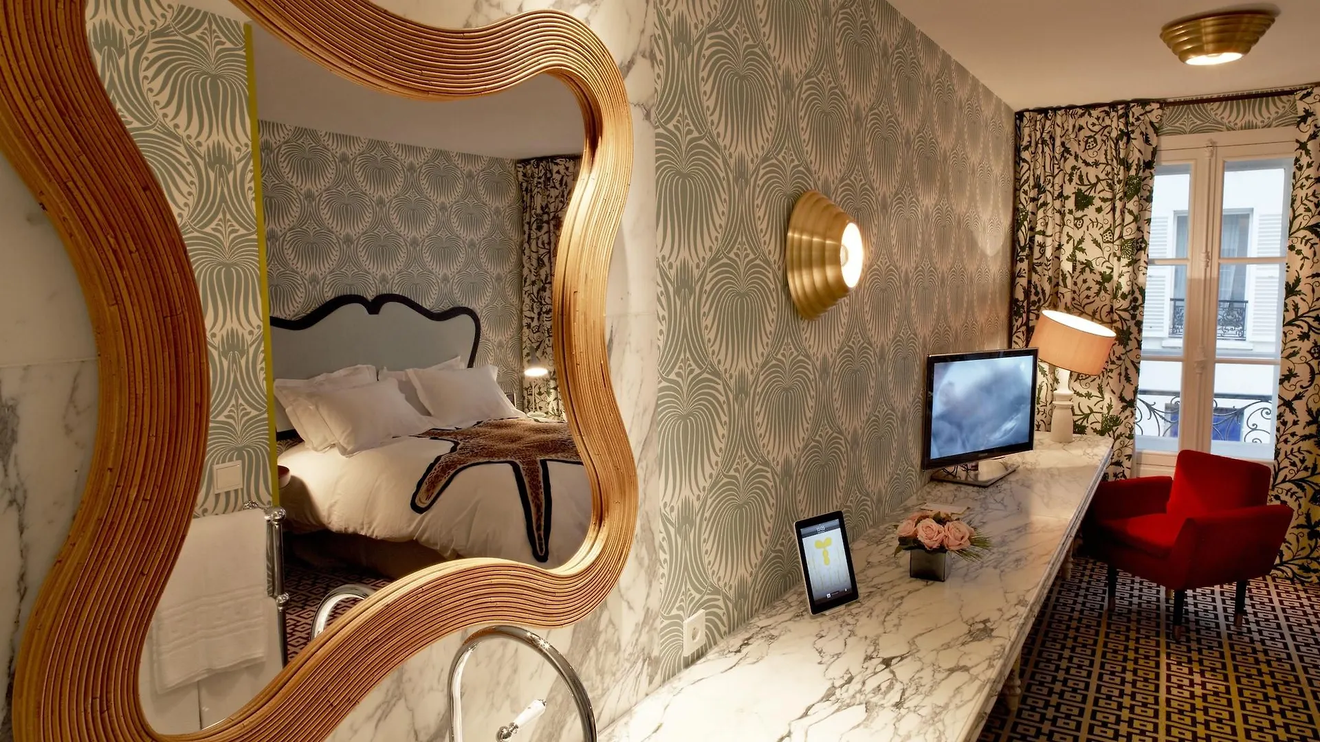 Hotel Thoumieux Paris