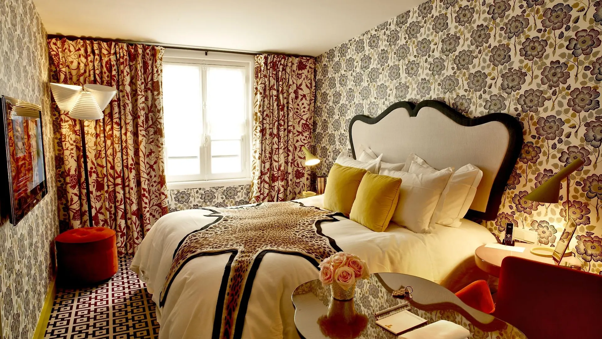 Hotel Thoumieux Paris 4*,