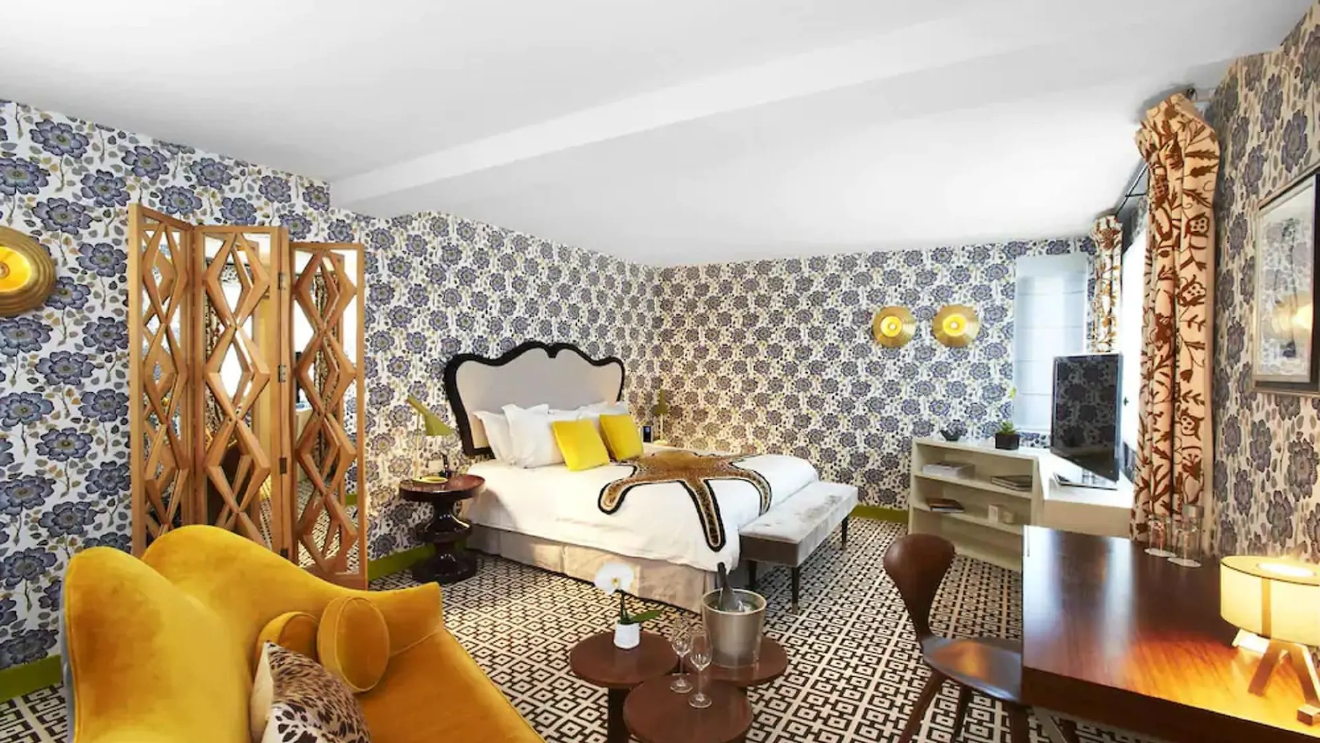 Hôtel Thoumieux Paris Hotel