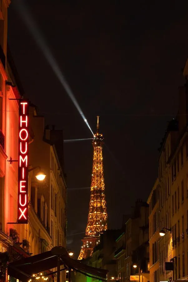 Hotel Thoumieux Parigi